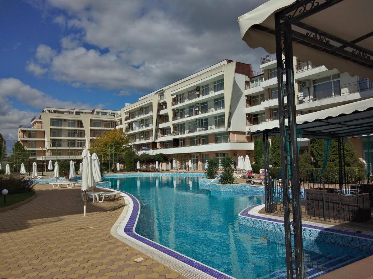 Apartment Daisy Grand Kamelia Slantschew brjag Exterior foto